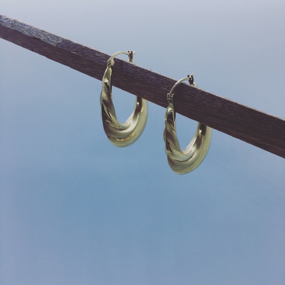 Vintage Jewelry - Vintage 14k yellow gold hoop earrings